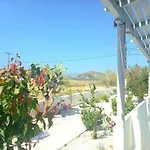 Naxos Beachwalk Apartment *