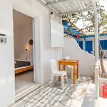 ναχοs Beachwalk 2 *