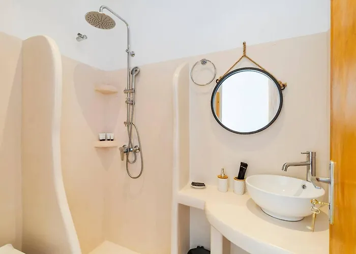 Naxos Beachwalk * Naxos City