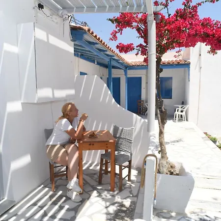 Naxos Beachwalk * Naxos City