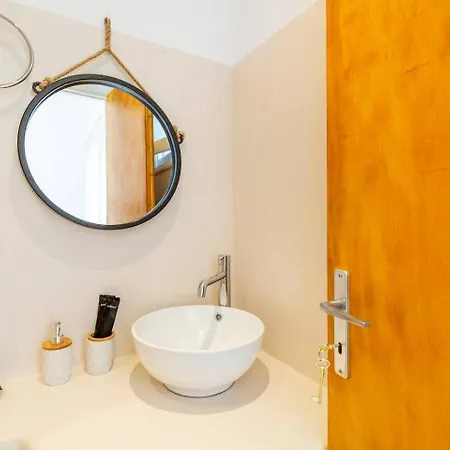 Naxos Beachwalk Apartmán *