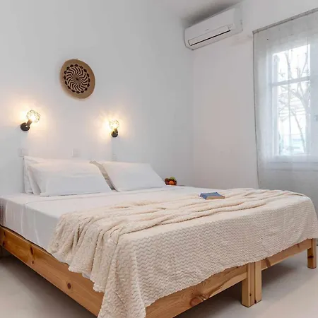 Naxos Beachwalk Apartmán *